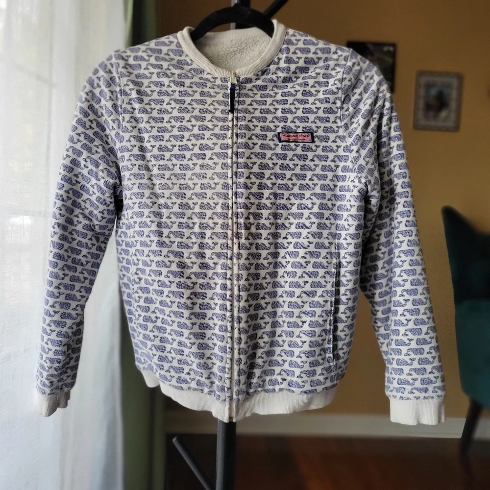 Vineyard Vines Blue and White Elephant Print Reversible Sherpa Jacket‎ Girls 10